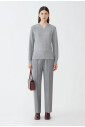 pull-a-col-en-v-orne-de-sequins-diamant