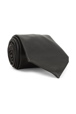 fondant-leather-tie-with-tonal-stitching