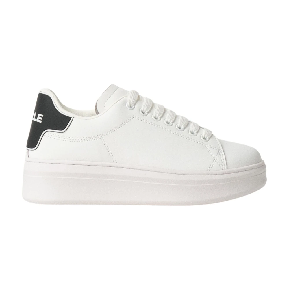 Gaëlle Paris Women's White Leather Sneakers Addict