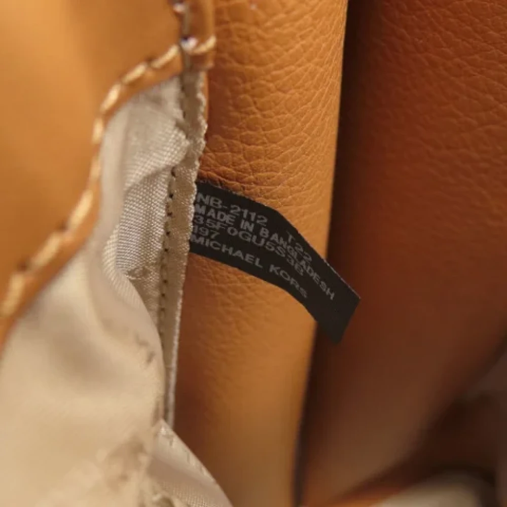 Michael Kors Pre-owned Plastic handbags Brown Dames