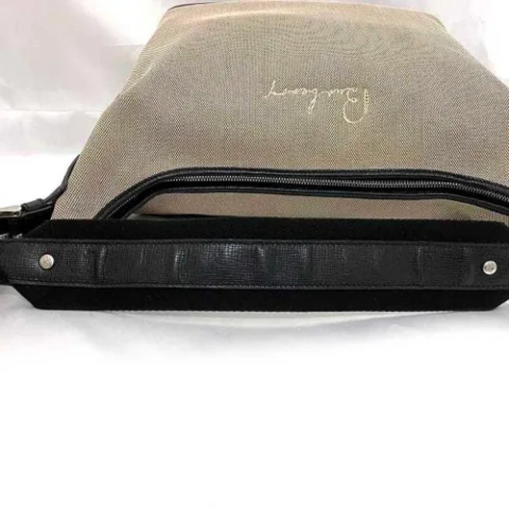 Burberry Vintage Pre-owned Fabric shoulder-bags Beige Dames