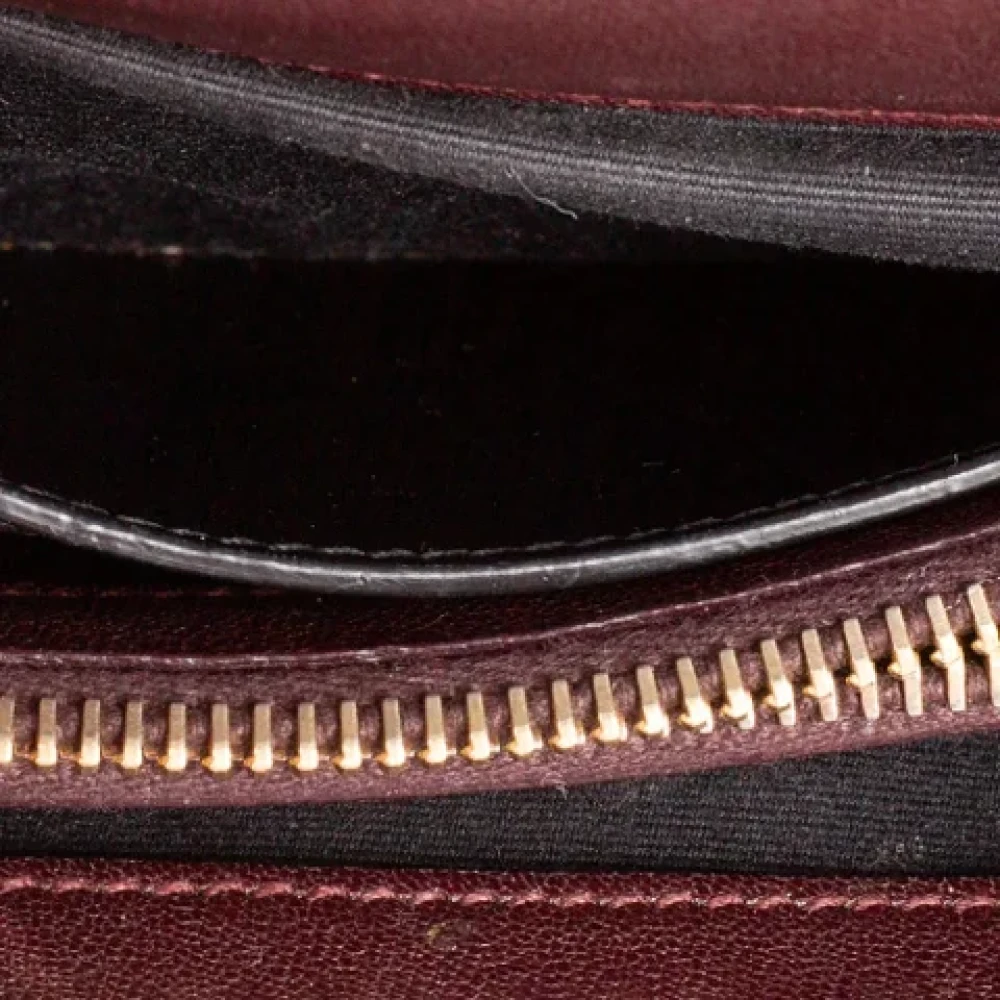 Yves Saint Laurent Vintage Pre-owned Leather handbags Red Dames