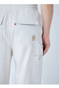 pantalon-en-coton-avec-logo-patch