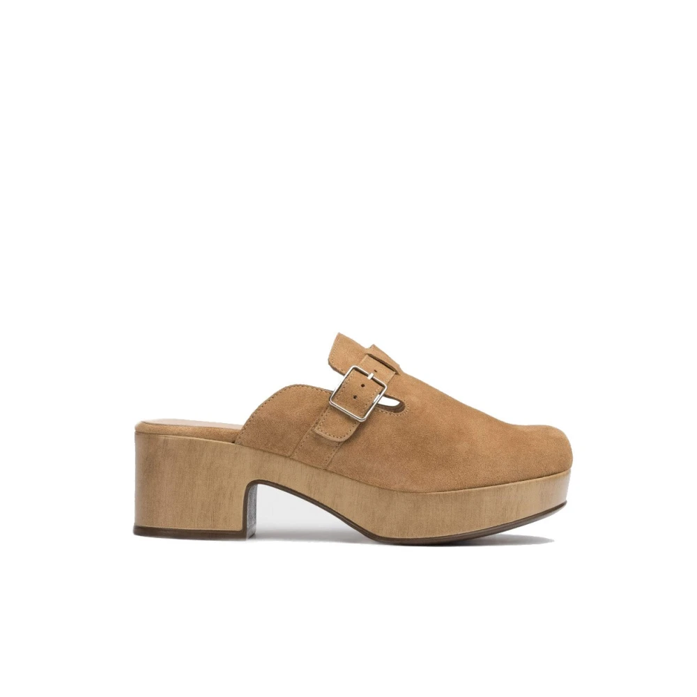 Shoes > Flats > Clogs - - Wonders - Modalova