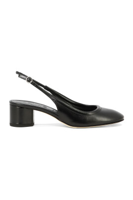 black-slingback-pumps-stylish-occasions