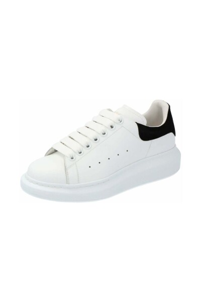 Oversized Sneaker