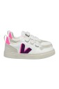 sneakers-blanches-en-cuir-design-color-block