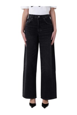 gra-high-waisted-wide-leg-jeans