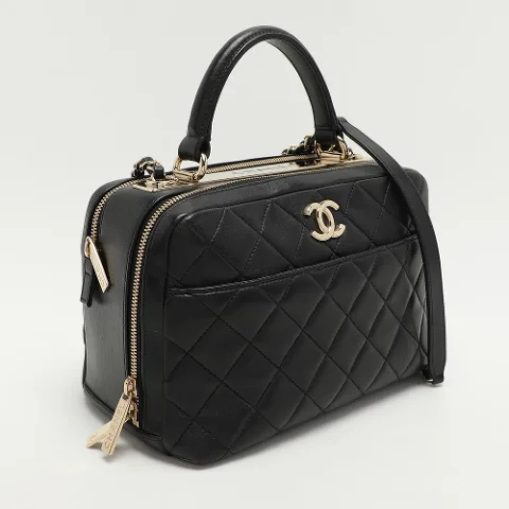 Chanel Vintage Pre-owned Leather handbags Black Dames