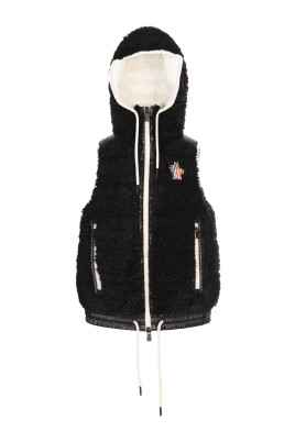 black-down-coat-with-polyamide-lining