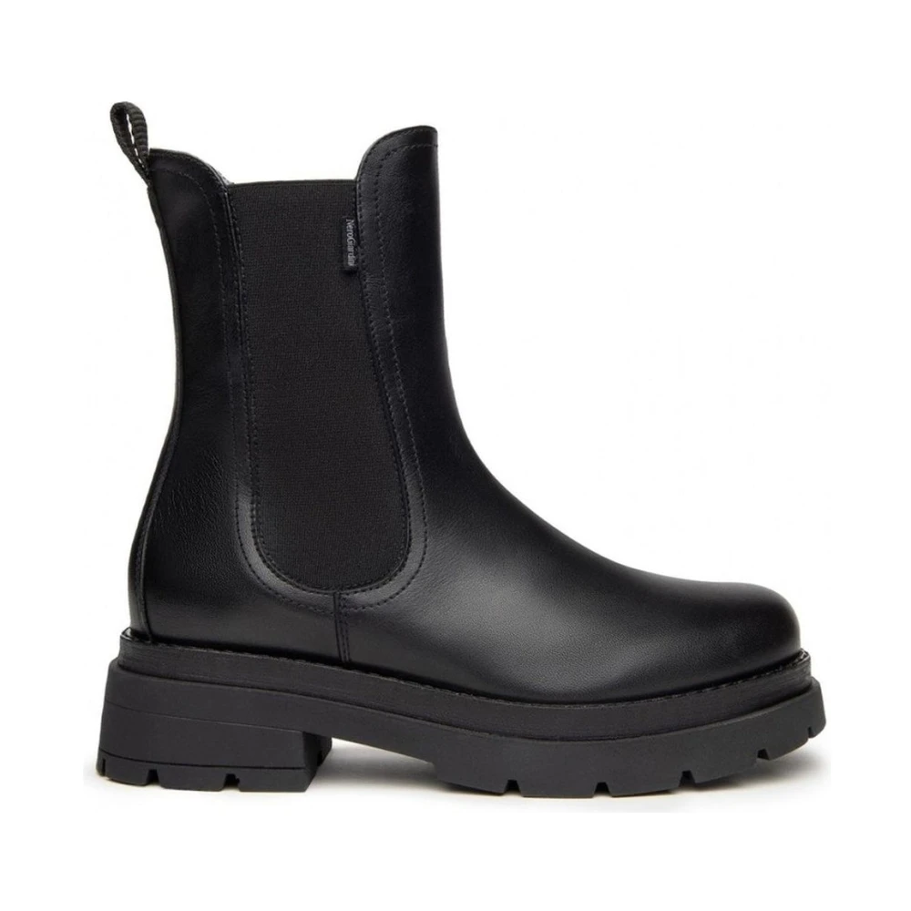 Shoes > Boots > Chelsea Boots - - Nerogiardini - Modalova