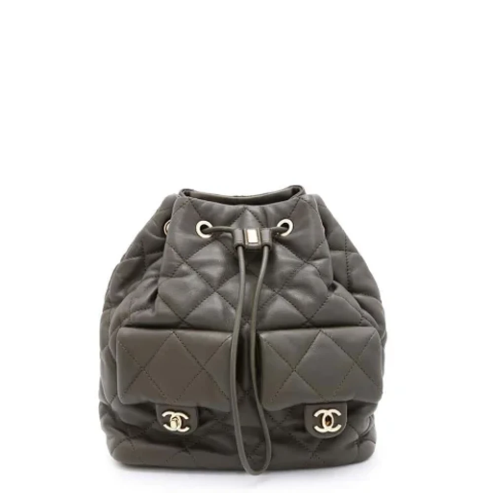 Chanel Vintage Pre-owned Leather backpacks Green Dames