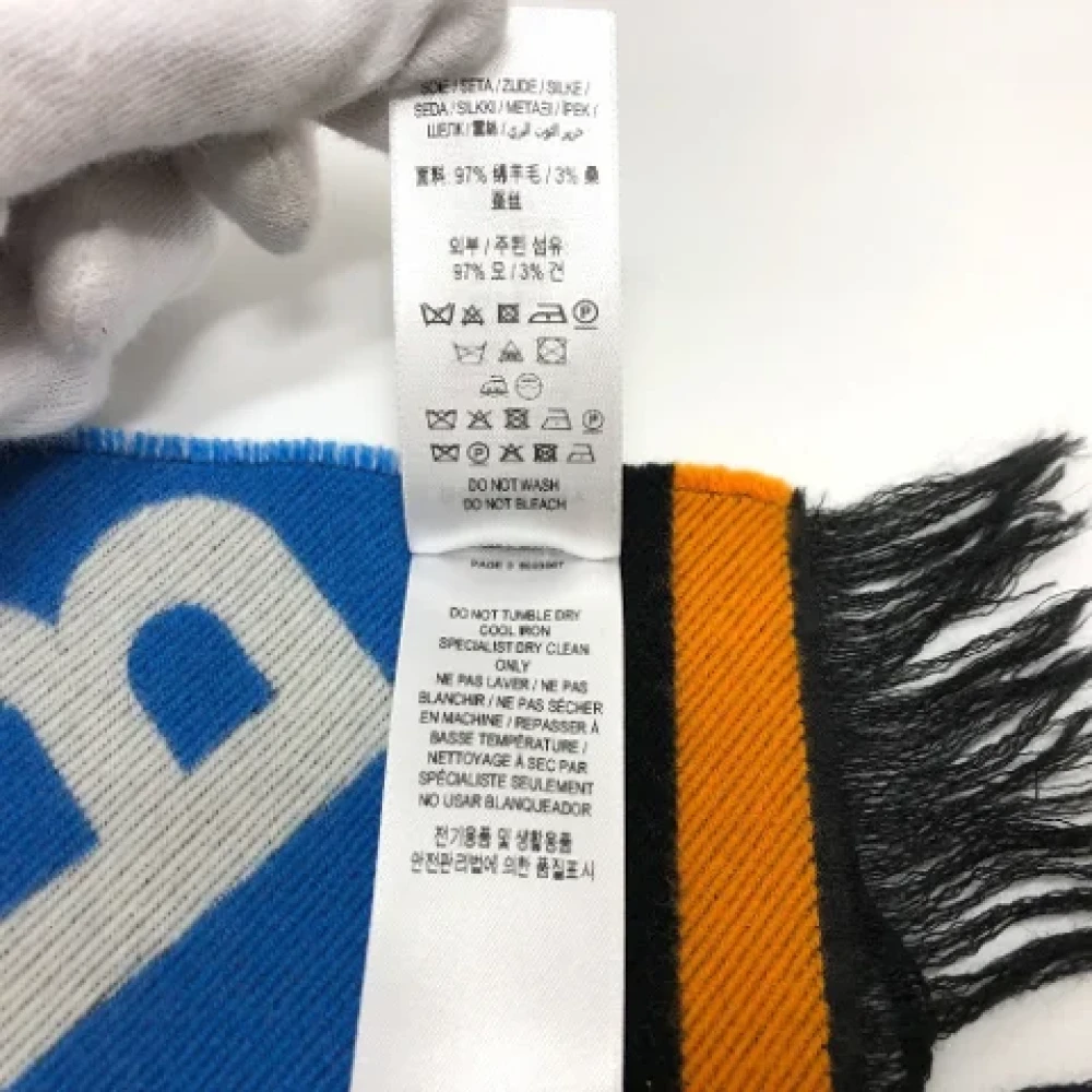 Burberry Vintage Pre-owned Wool scarves Black Dames
