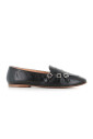 mocassin-en-cuir-noir-avec-boucles-argentees