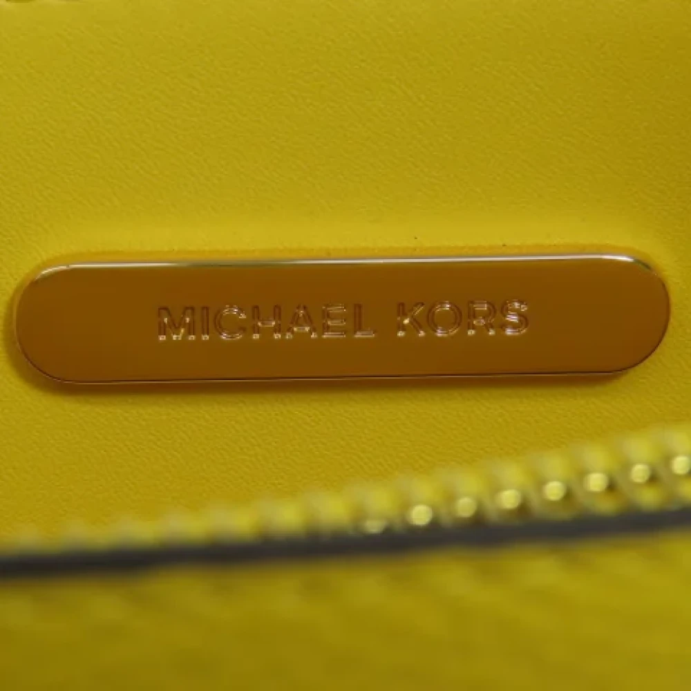 Michael Kors Pre-owned Plastic handbags Yellow Dames