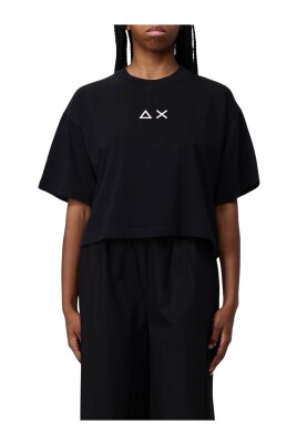 comfy-cotton-jersey-cropped-t-shirt