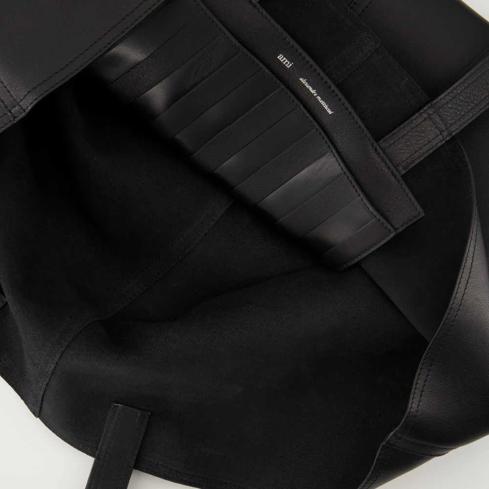 Ami Paris Zwarte leren tas Black Dames