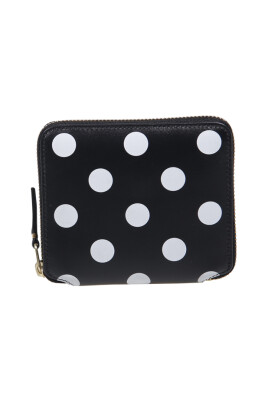 black-dots-zip-around-wallet