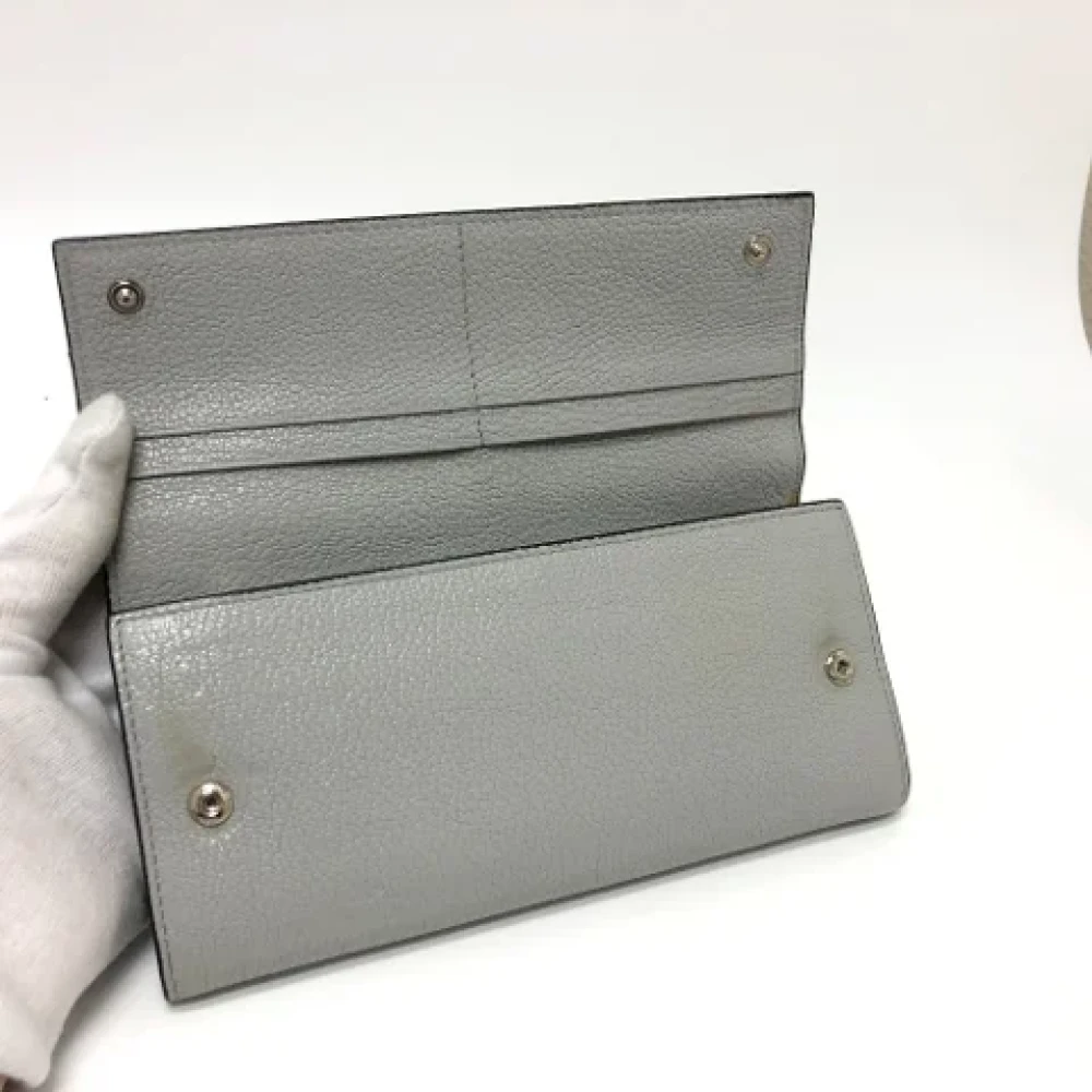 Miu Pre-owned Leather wallets Gray Dames