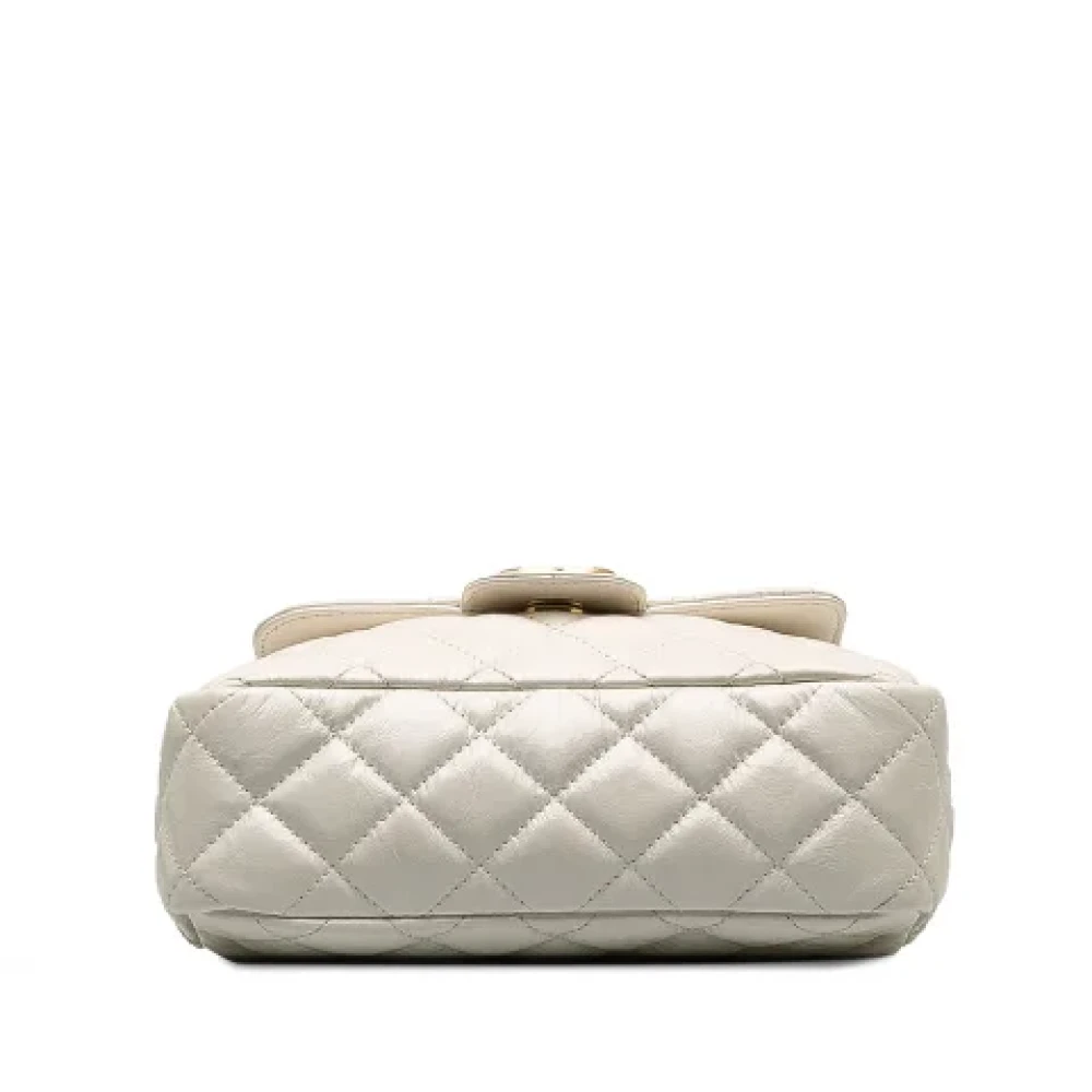Chanel Vintage Pre-owned Leather crossbody-bags White Dames