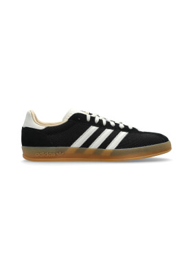 gazelle-indoor-sports-shoes