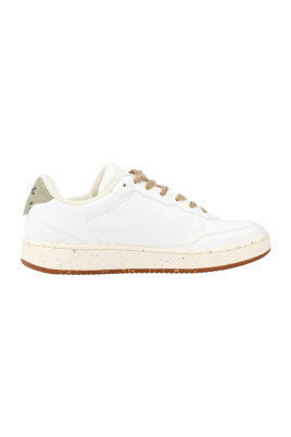 casual-sneakers-for-everyday-wear