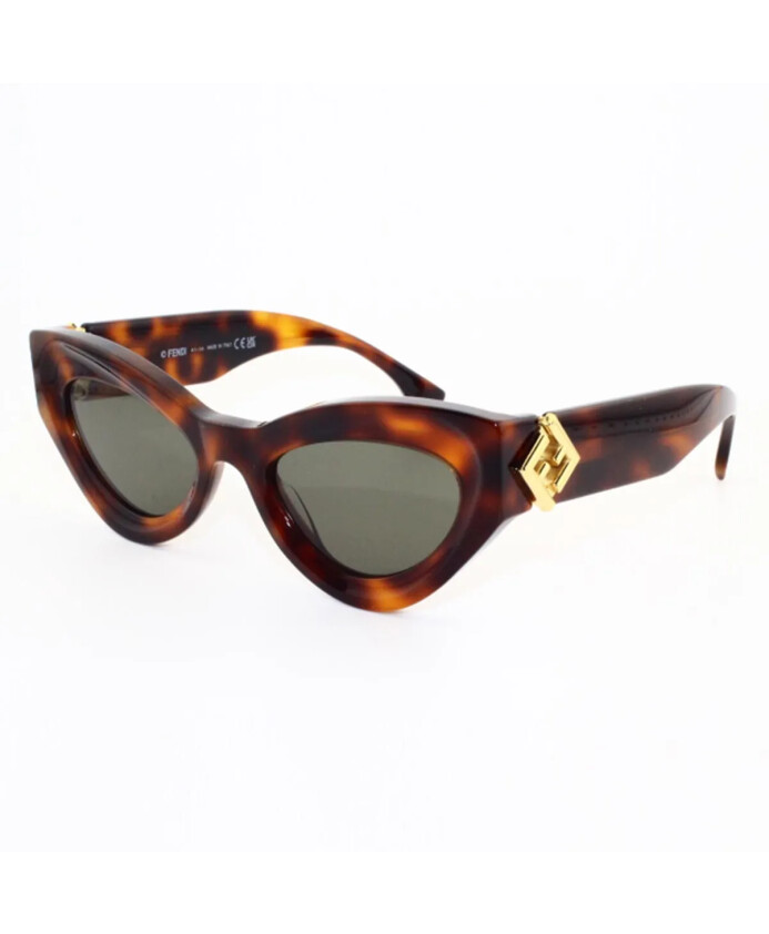 stylish-sunglasses-with-green-lenses