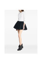 black-side-zip-fastening-inner-shorts
