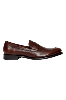brown-leather-moccasins-stylish-comfort