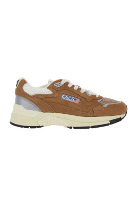sneakers-beige-hyperway-chaussures-elegantes