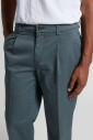 pantalon-en-gabardine-de-coton-confortable