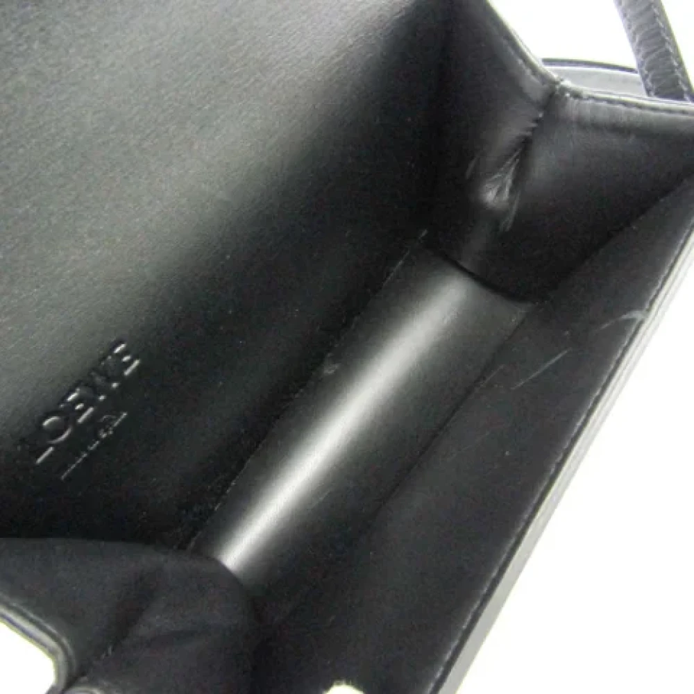 Loewe Pre-owned Leather shoulder-bags Black Dames