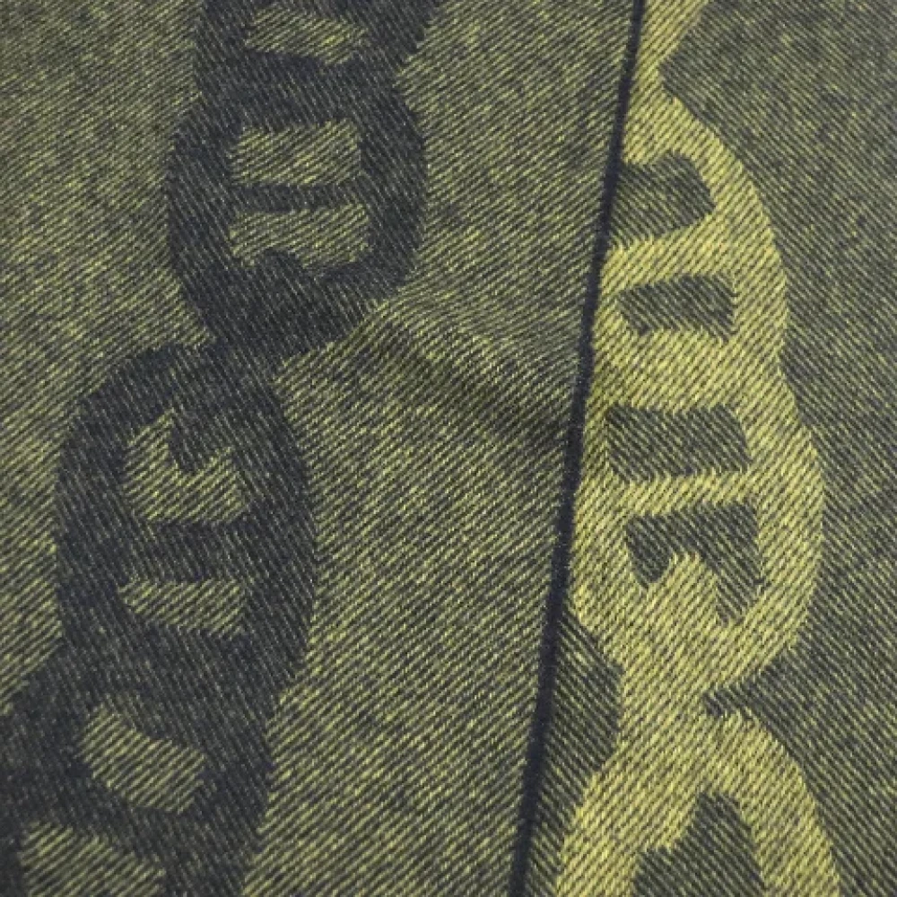 Hermès Vintage Pre-owned Fabric scarves Green Dames