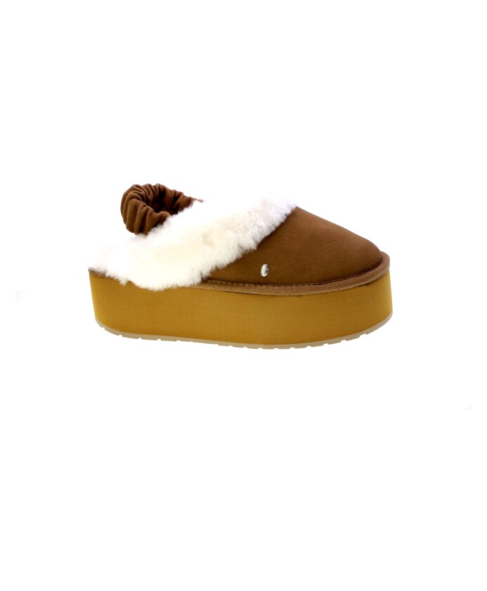 suede-platform-sandals