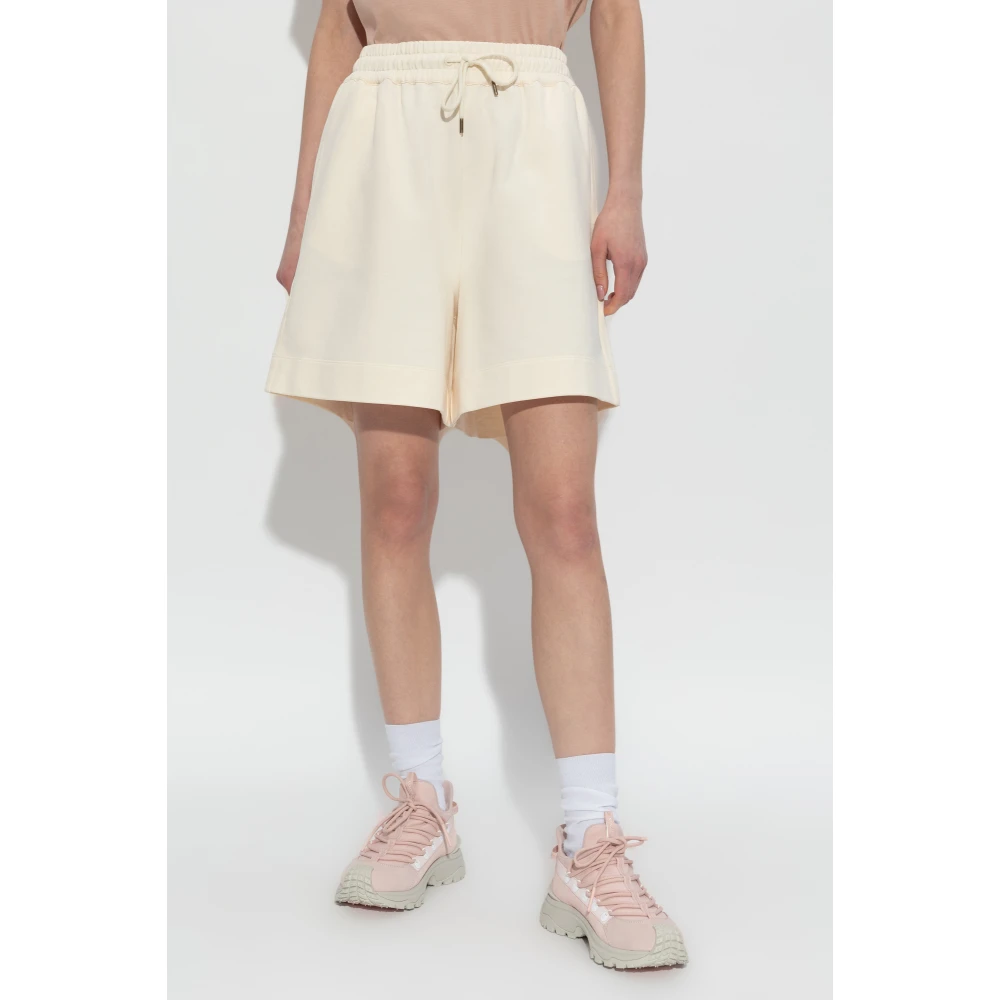 Moncler Katoenen shorts met logopatch Beige Dames