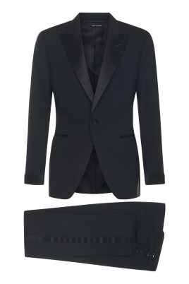 black-suit-with-silk-inserts