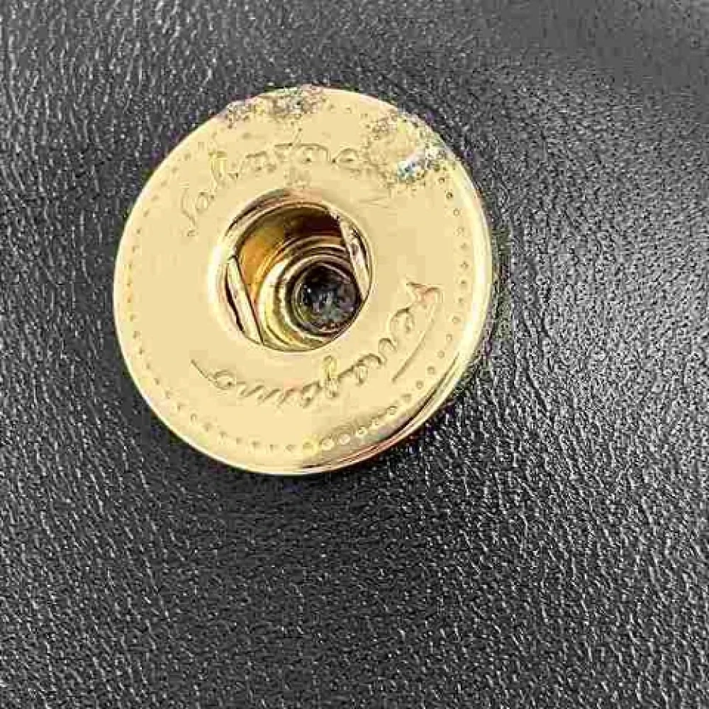 Salvatore Ferragamo Pre-owned Leather handbags Black Dames