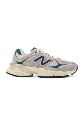 grey-suede-sneakers-rubber-sole
