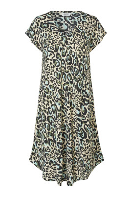 feminine-green-dress-manebili-style