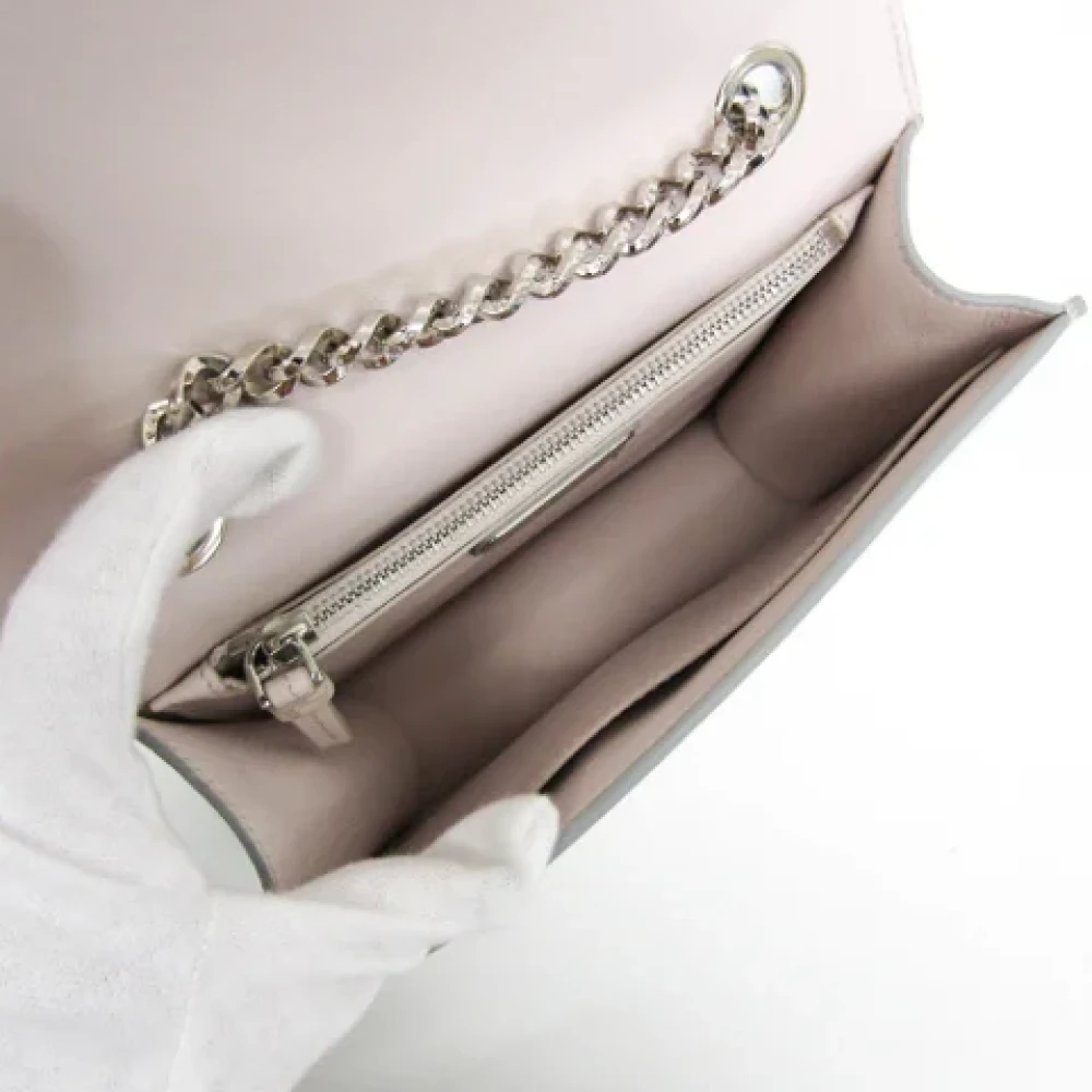 Salvatore Ferragamo Pre-owned Leather shoulder-bags Gray Dames