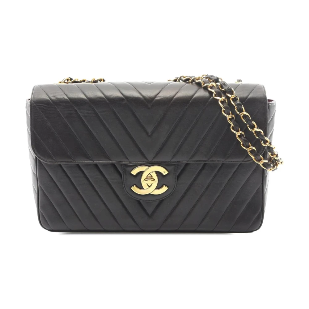 Chanel Vintage Women's Black Pre-Owned Vintage Chevron Flap Bag