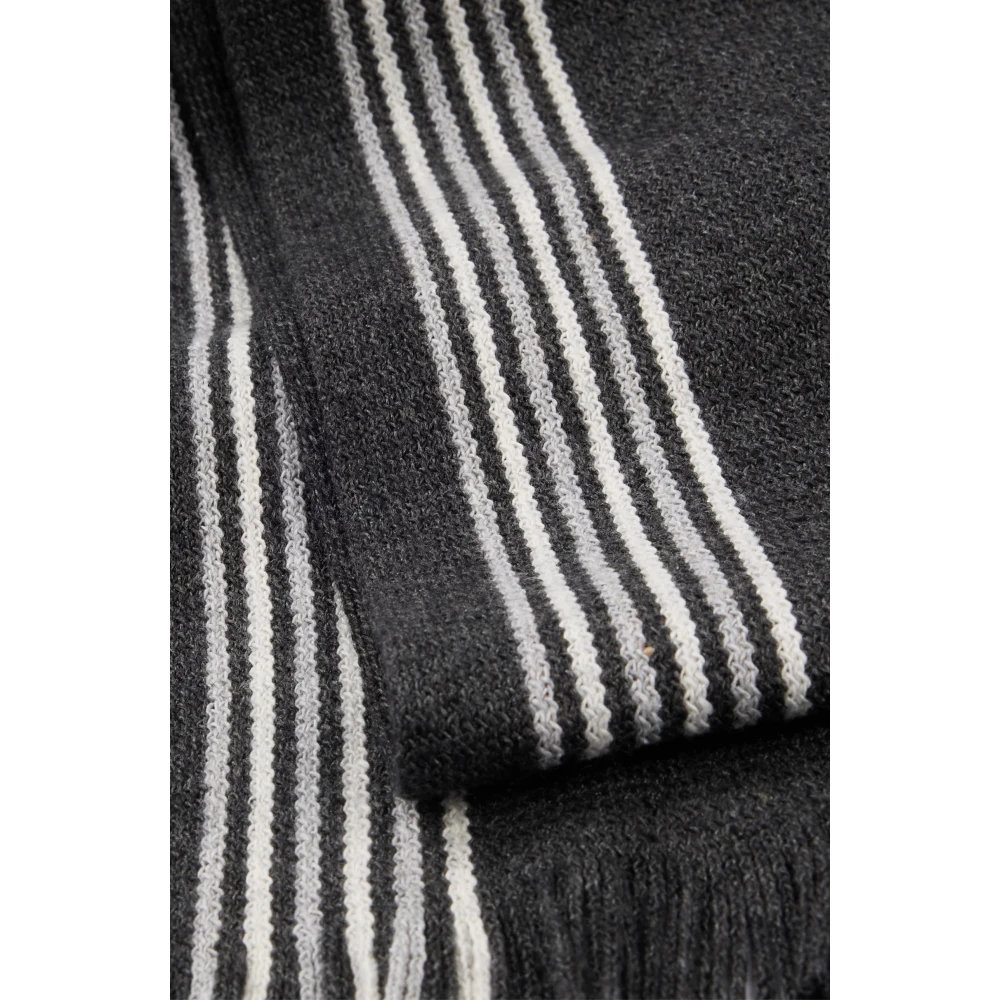 Hugo Boss Stijlvolle Sjaal en Hoed Set Gray Heren