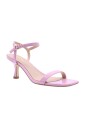 sandales-a-talons-hauts-famenne