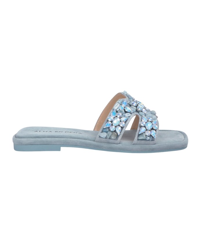 flat-sandal-strap-ornament