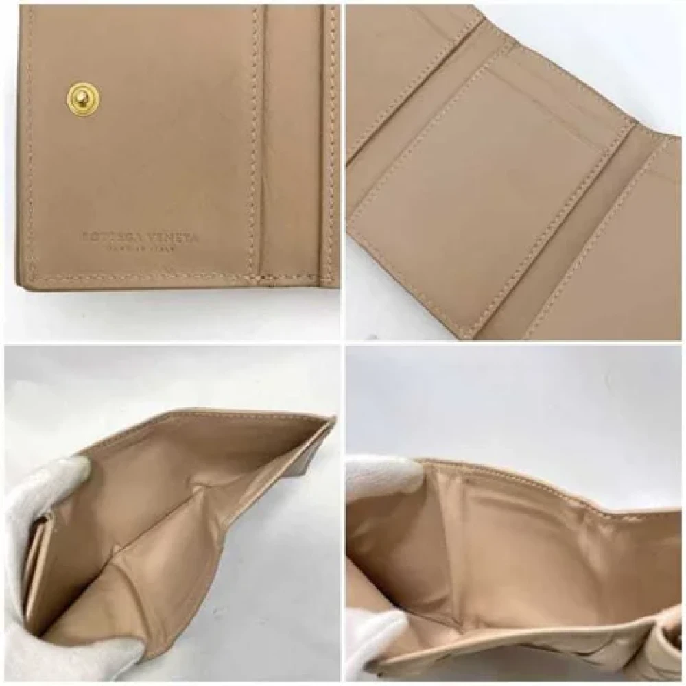 Bottega Veneta Vintage Pre-owned Leather wallets Beige Dames