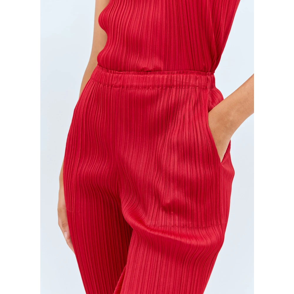 Issey Miyake Geplooide Korte Broek Red Dames