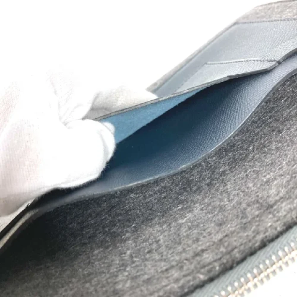 Hermès Vintage Pre-owned Fabric clutches Gray Heren