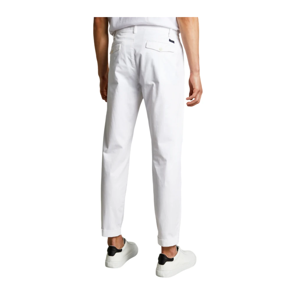 Fay Chino`s White Heren