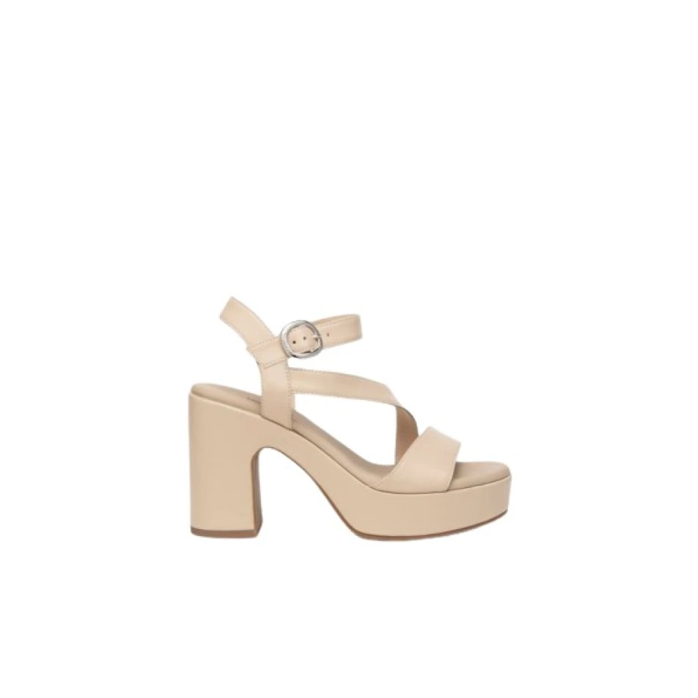 Shoes > Sandals > High Heel Sandals - - Nerogiardini - Modalova
