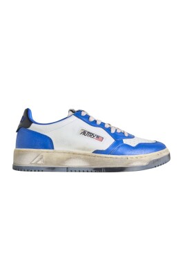 sneakers-en-cuir-bleu-vintage